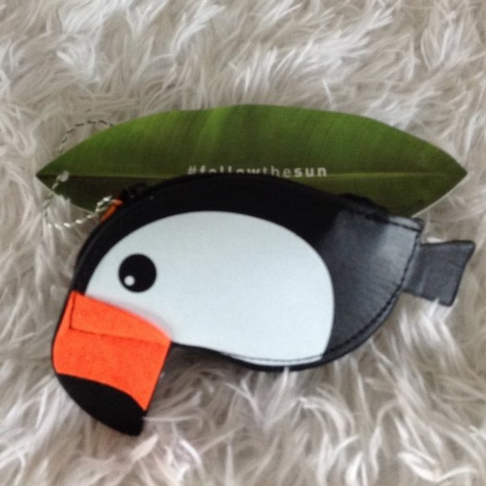 FARM Rio Toucan Foldable Tote - Picture 9 of 11